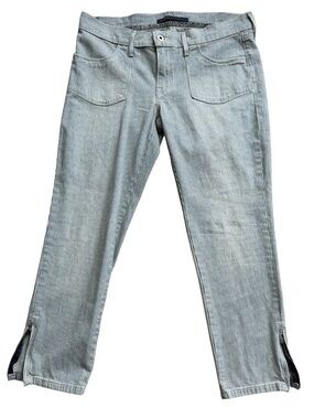 Levi’s Striped Capri Jeans Women 10 Blue White Railroad Stripe Cropped Zip Hem